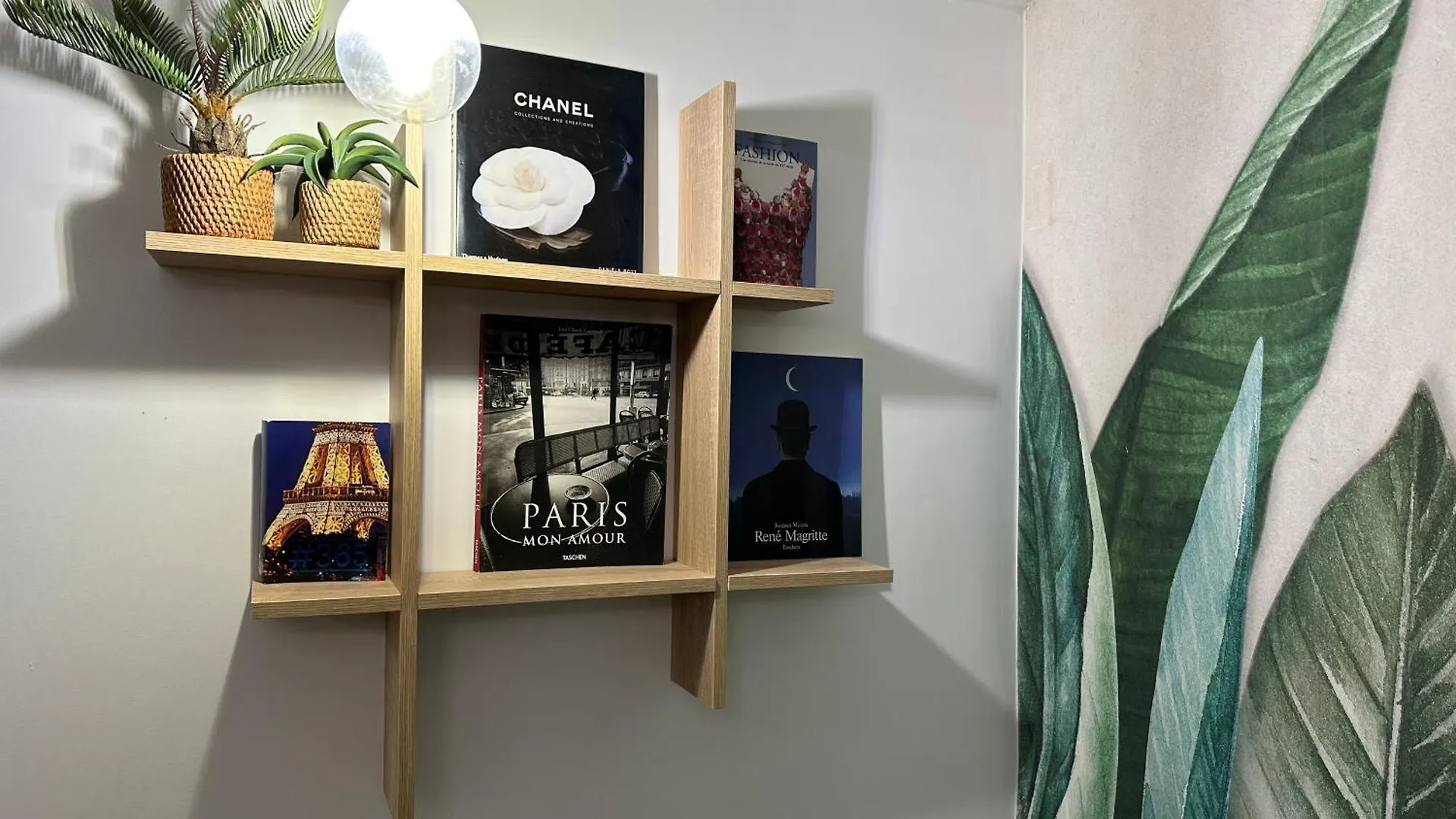 Paris - Le Louvre Working & Living Apartment France