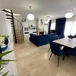 spacious-and-stylish-penthouse-in-mijas.es-andalucia.com/